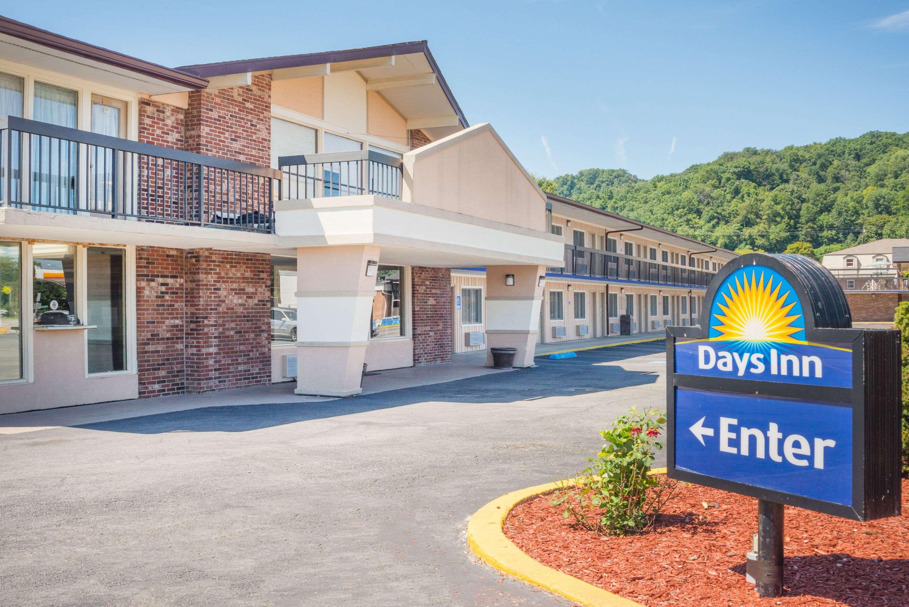 Days Inn By Wyndham Paintsville Exterior foto